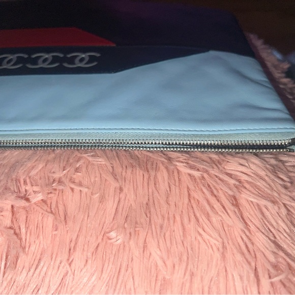 PRELOVED CHANEL AIRLINE O’CASE! Very good condition - Picture 6 of 8